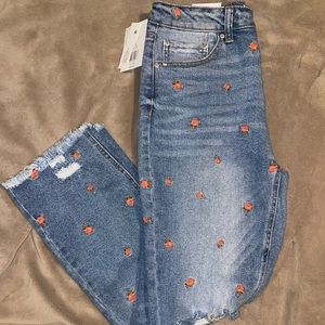True Craft High-Rise Slim Crop Jeans. New with tags